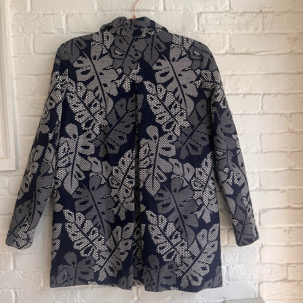 J. Mclaughlin Jacket Size Medium - image 5